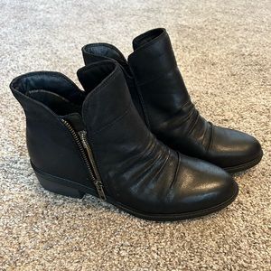 Baretraps Sam Black Booties